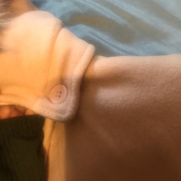 Coat - Picture 7 of 8